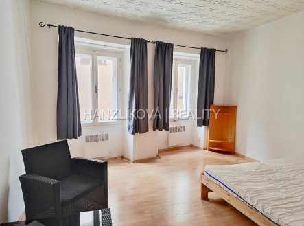 Pronájem bytu, 1+1, 40 m²