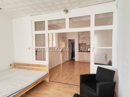 Pronájem bytu, 1+1, 40 m²