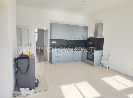 Pronájem bytu, 3+kk, 78 m²