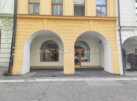 Pronájem obchodní prostory, 66 m²