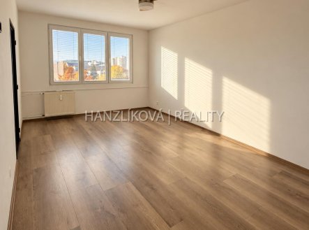 Pronájem bytu, 2+1, 72 m²