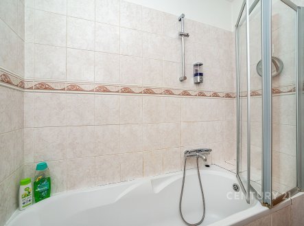 . | Pronájem bytu, 1+1, 28 m²