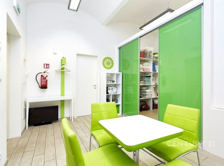 Pronájem kanceláře, 37 m²