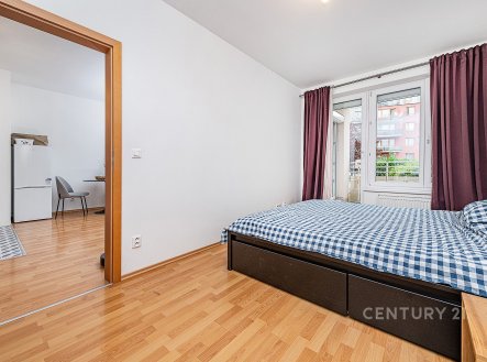 Pronájem bytu, 2+kk, 62 m²