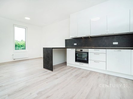 Pronájem bytu, 3+kk, 97 m²