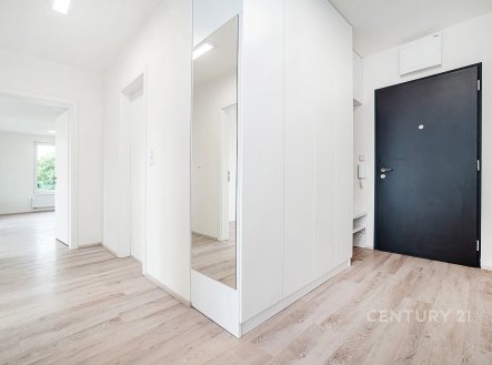 Pronájem bytu, 3+kk, 97 m²