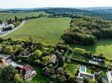 Prodej pozemku pro bydlení, 1 372 m²
