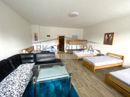 Prodej komerčního objektu, jiný, 900 m²