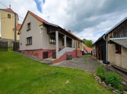 . | Prodej - dům/vila, 255 m²