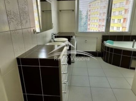 Pronájem bytu, 4+kk, 87 m²