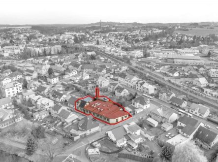Prodej komerčního objektu, průmyslový areál, 1 098 m²