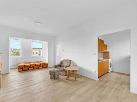 Prodej bytu, 1+kk, 56 m²