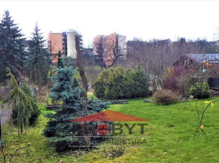 Prodej pozemku pro komerční výstavbu, 1 051 m²