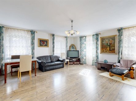 Prodej domu/vily, 313 m²