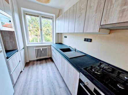 Prodej bytu, 3+1, 65 m²
