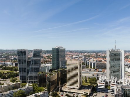 Pronájem kanceláře, 340 m²