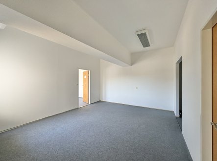 Pronájem kanceláře, 58 m²
