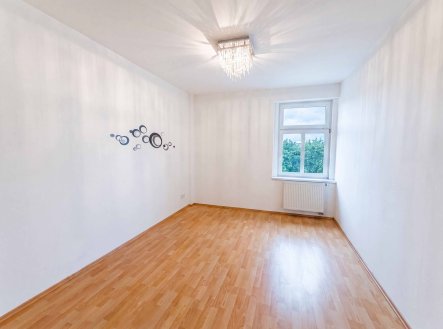 Pronájem kanceláře, 68 m²