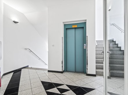 Pronájem kanceláře, 27 m²