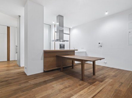 Pronájem bytu, 3+kk, 109 m²