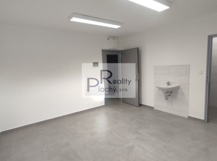 Pronájem kanceláře, 33 m²