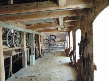 Prodej jiné komerční nemovitosti, 1 530 m²