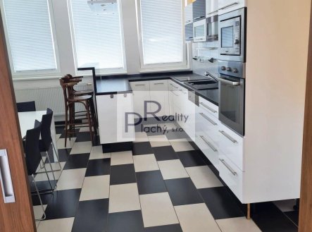 Pronájem bytu, 3+1, 100 m²