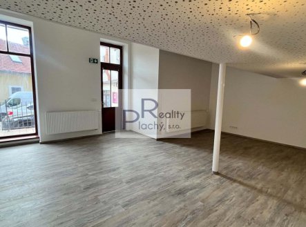 Pronájem obchodní prostory, 67 m²