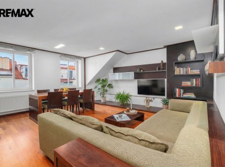 Prodej bytu, 3+kk, 107 m²