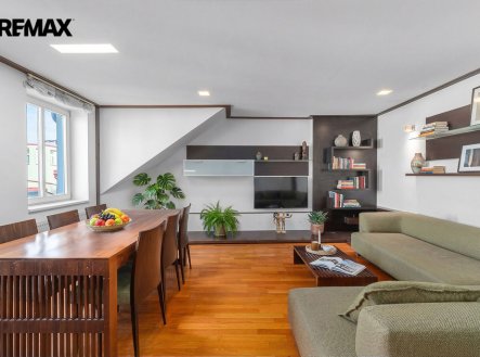 Prodej bytu, 3+kk, 107 m²
