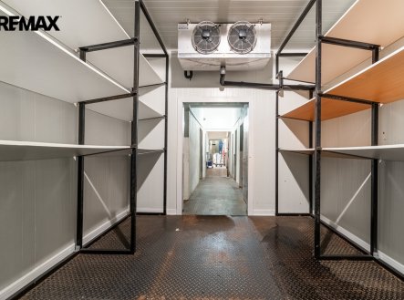 Pronájem jiné komerční nemovitosti, 12 m²