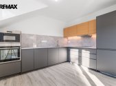 Pronájem bytu, 4+kk, 80 m²