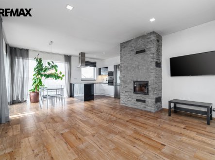 Obývací pokoj s kk | Prodej - dům/vila, 102 m²