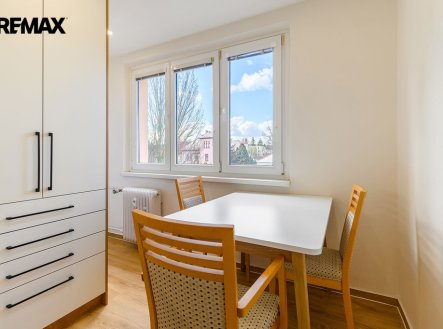 Pronájem bytu, 2+1, 59 m²
