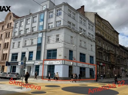 Pronájem obchodní prostory, 210 m²