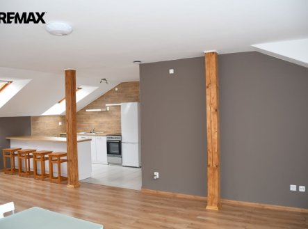 Pronájem bytu, 2+kk, 78 m²