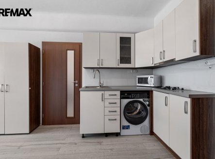 Pronájem bytu, 2+kk, 36 m²