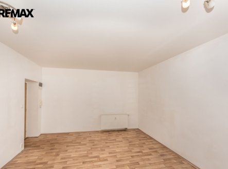 Pronájem bytu, 1+kk, 38 m²