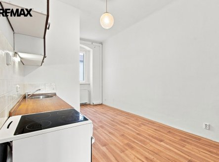 Pronájem bytu, 1+1, 50 m²