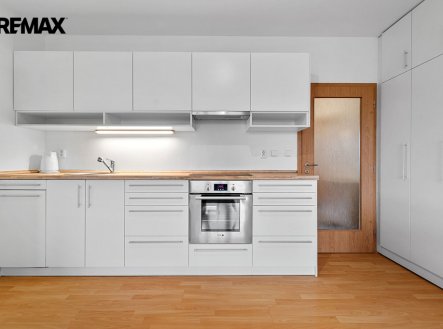 Pronájem bytu, 2+kk, 62 m²