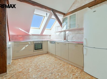 Pronájem bytu, 3+kk, 110 m²