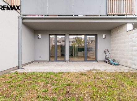 Pronájem bytu, 2+kk, 55 m²