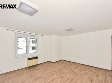 Pronájem bytu, 1+kk, 41 m²