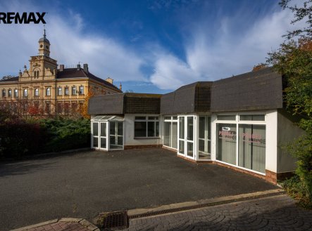 Pronájem obchodní prostory, 150 m²