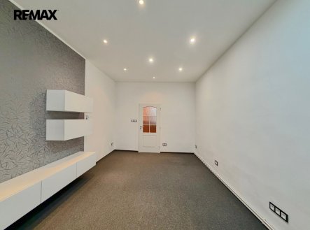 Pronájem bytu, 2+1, 50 m²