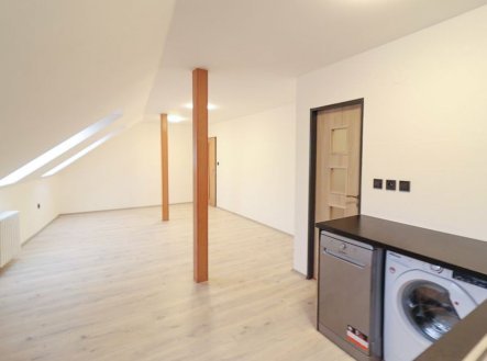Pronájem bytu, 2+kk, 50 m²