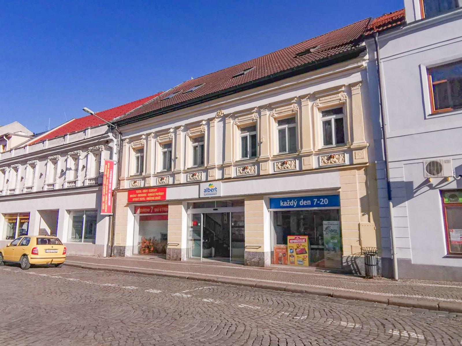 1 EL-WEST reality Sušice.jpg