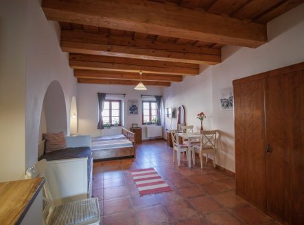 Pronájem bytu, atypický, 35 m²