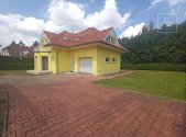 Pronájem - dům/vila, 179 m²