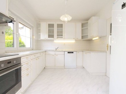 Pronájem domu/vily, 365 m²